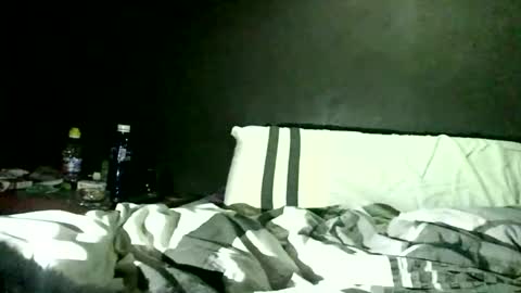 mueca online show from 10/25/25, 06:54