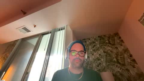 Snapshot of chappellm0an chatting on 11/02/25, 01:57 Chappell online show from 11/02/25, 01:57