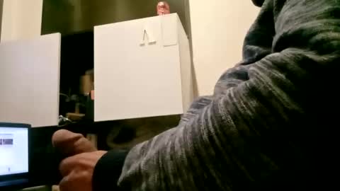 Snapshot of chapy38 chatting on 10/26/25, 09:42 chapy38 online show from 10/26/25, 09:42