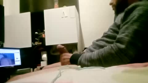 Snapshot of chapy38 chatting on 11/07/25, 04:18 chapy38 online show from 11/07/25, 04:18