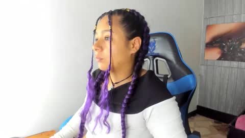 charis 2 online show from 09/28/25, 01:00