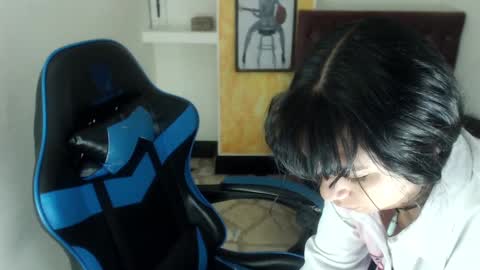 charis 2 online show from 09/30/25, 06:18