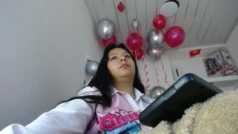 charis 2 online show from 11/14/25, 09:19