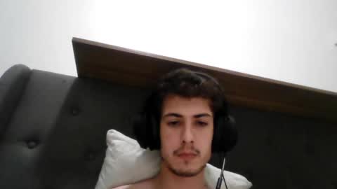 Snapshot of charismaticcharm chatting on 01/11/25, 10:19 charismaticcharm online show from 01/11/25, 10:19