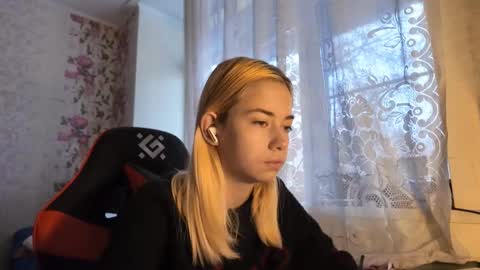 Nancy online show from 11/17/25, 07:47