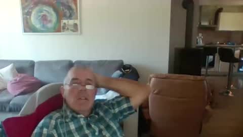 charles6064 online show from 05/22/26, 11:27