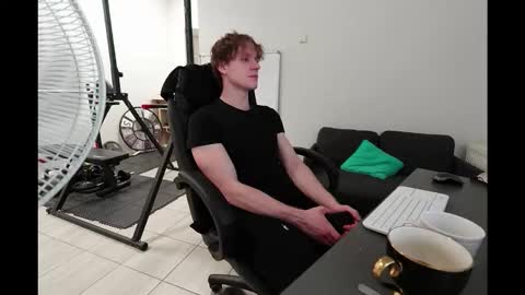 CHARLES DREAMS online show from 11/26/25, 02:51