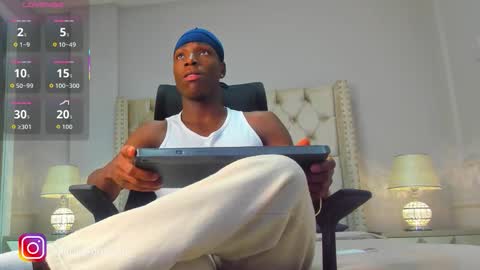 Snapshot of charlesbrown_ chatting on 09/22/25, 08:33 charlesbrown_ online show from 09/22/25, 08:33