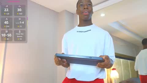 Snapshot of charlesbrown_ chatting on 10/14/25, 01:01 charlesbrown_ online show from 10/14/25, 01:01