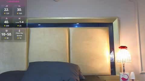 Snapshot of charlesbrown_ chatting on 10/15/25, 11:32 charlesbrown_ online show from 10/15/25, 11:32