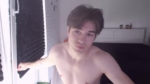 charleshanson69 online show from 09/18/25, 10:39