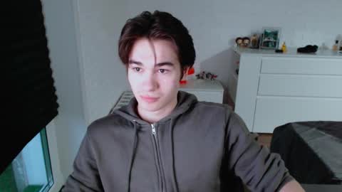 charleshanson69 online show from 10/18/25, 12:39