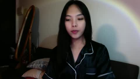 Snapshot of charlette19 chatting on 10/14/25, 01:34 charlette19 online show from 10/14/25, 01:34