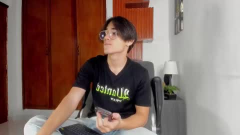 charley_morgan online show from 03/03/25, 06:33