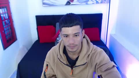 Snapshot of charlie_oconnor chatting on 03/02/25, 03:02 Charlie oconnor online show from 03/02/25, 03:02