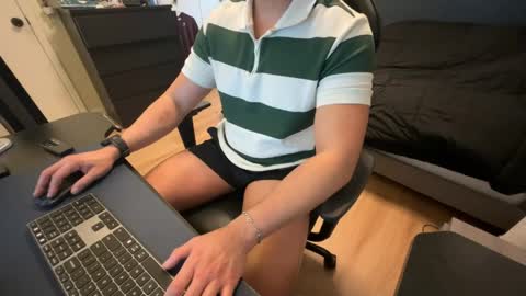 charliekkw online show from 04/20/26, 10:44