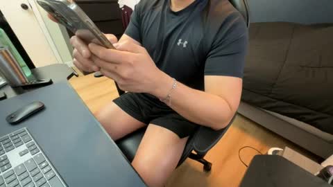 charliekkw online show from 04/23/26, 04:53