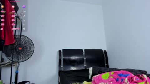 Snapshot of charlietaylorr__ chatting on 05/15/26, 11:56 Charlie online show from 05/15/26, 11:56