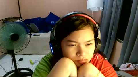 Snapshot of charlincadorna125 chatting on 01/06/26, 10:19 Sweetieeche online show from 01/06/26, 10:19