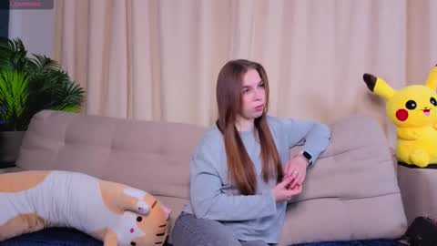 Snapshot of charlinemanke chatting on 10/29/25, 08:10 Dannie online show from 10/29/25, 08:10