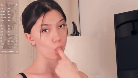 Yumi online show from 02/26/26, 07:24