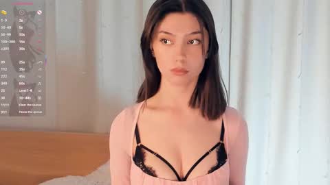 Yumi online show from 03/18/26, 07:50