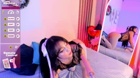 Snapshot of charloottee_1 chatting on 02/12/25, 06:40 Char 3 Lets go for the 100 Thumb-Up online show from 02/12/25, 06:40