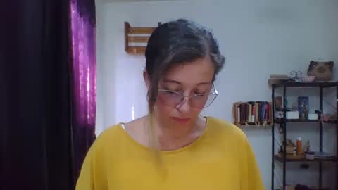 charlott online show from 12/03/25, 07:01