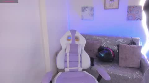    online show from 11/14/25, 09:24