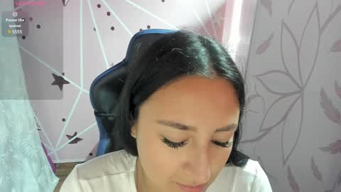 Snapshot of charlott_daphne chatting on 12/19/24, 11:25 charlott_daphne online show from 12/19/24, 11:25