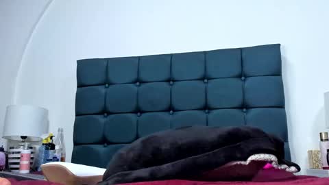 Charlott online show from 03/11/25, 01:48