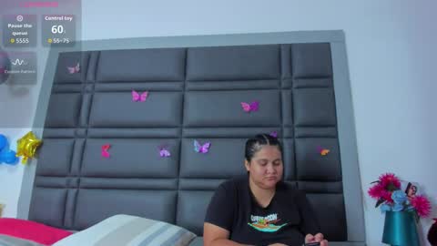 charlott_liam online show from 09/18/25, 03:08