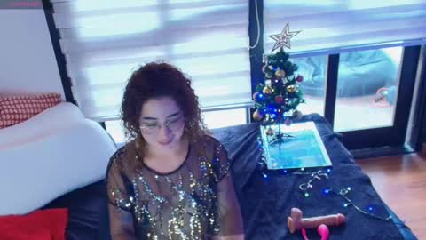 Snapshot of charlotte1117 chatting on 12/11/24, 07:03 Char 3 online show from 12/11/24, 07:03