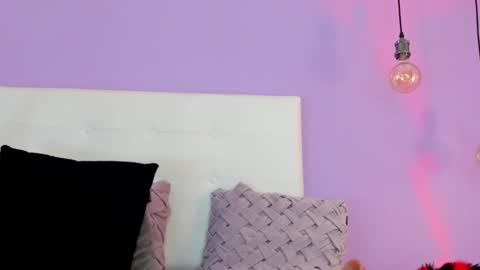 Char 3 online show from 10/24/25, 02:57