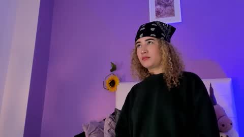 Char 3 online show from 11/07/25, 05:57