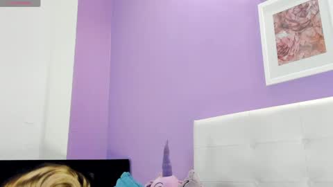 Char 3 online show from 04/21/26, 05:50