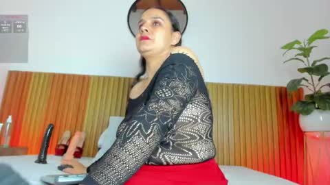 Snapshot of charlotte13x chatting on 07/11/26, 03:20 C H A R L O T T E online show from 07/11/26, 03:20