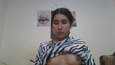 karinaa independent model online show from 02/10/25, 11:55