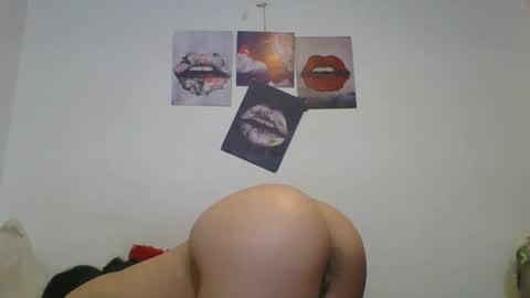 karinaa independent model online show from 03/06/25, 09:31