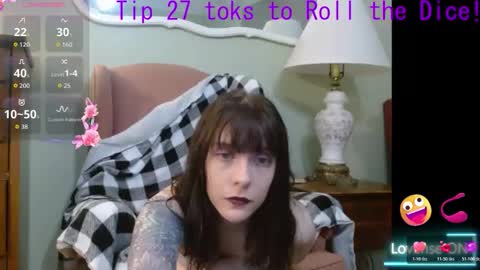 Charlotte online show from 04/11/26, 01:21