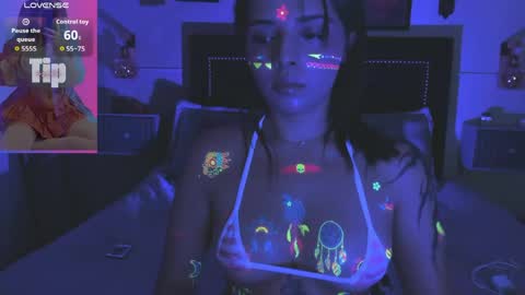 Charlotte online show from 04/23/26, 07:41