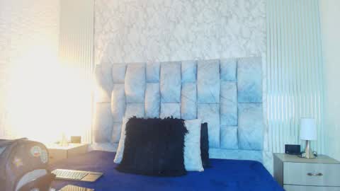 charlotte online show from 09/19/25, 11:22