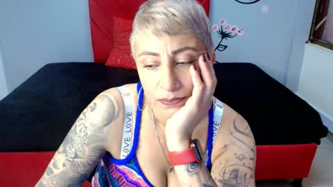 CHARLOTTE GRAY online show from 11/03/25, 12:17