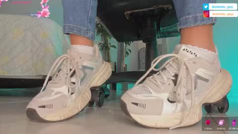 Snapshot of charlotte__grey chatting on 10/25/25, 08:25 charlotte grey online show from 10/25/25, 08:25