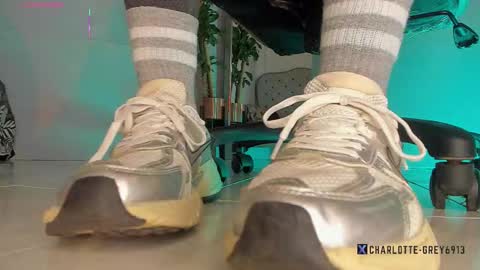 Snapshot of charlotte__grey chatting on 11/20/25, 08:30 charlotte grey online show from 11/20/25, 08:30