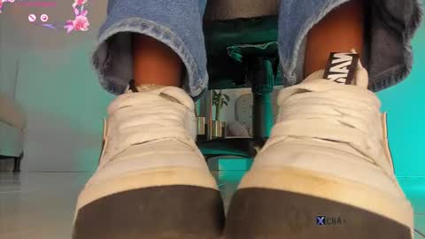 Snapshot of charlotte__grey chatting on 11/29/25, 09:40 charlotte grey online show from 11/29/25, 09:40