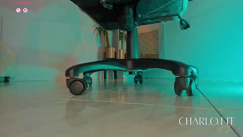 Snapshot of charlotte__grey chatting on 12/02/25, 07:42 charlotte grey online show from 12/02/25, 07:42