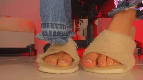 charlotte  grey online show from 03/26/26, 08:14