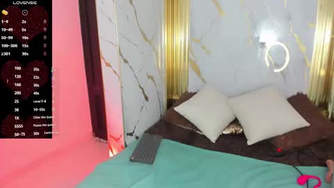 charlotte__milf online show from 03/22/26, 08:34