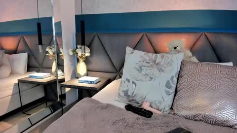 Charlotte online show from 02/16/25, 06:32